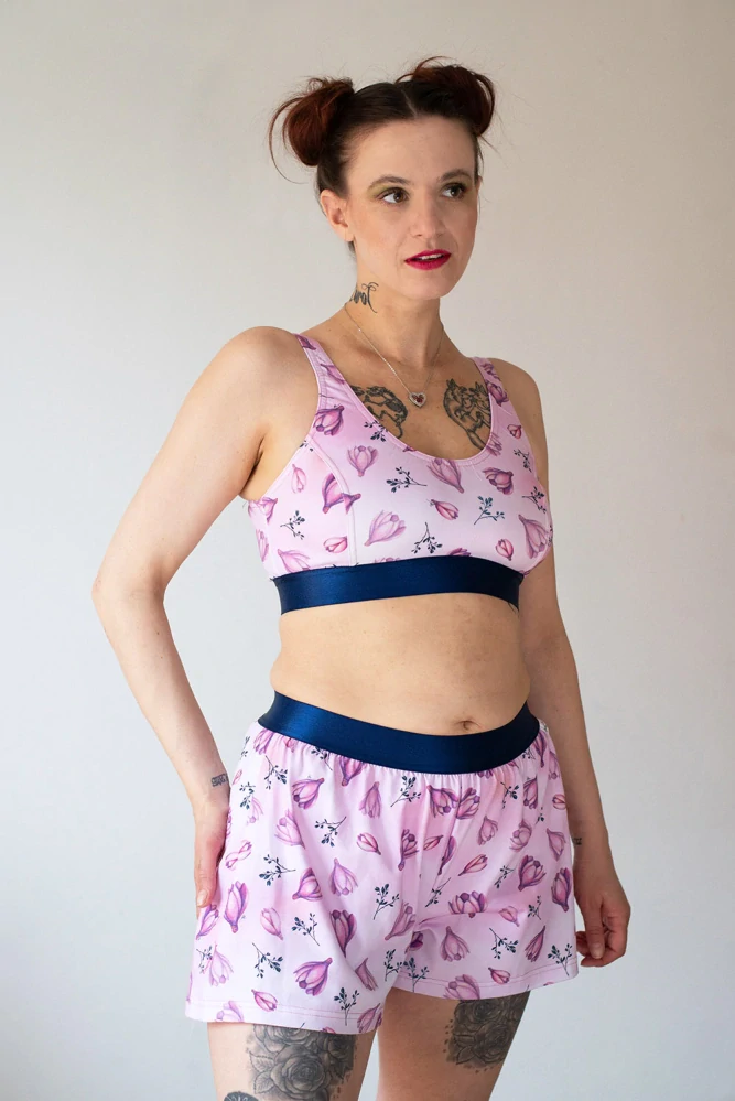 shorts Purple Flowers bio