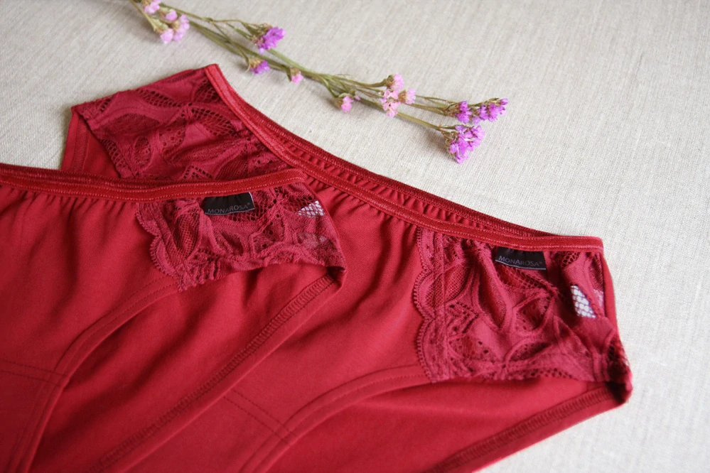 Kalhotky Bordó s krajkou