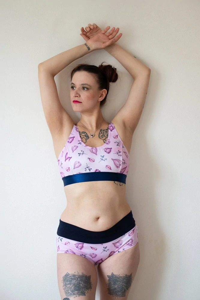 podprsenka Purple Flowers bio