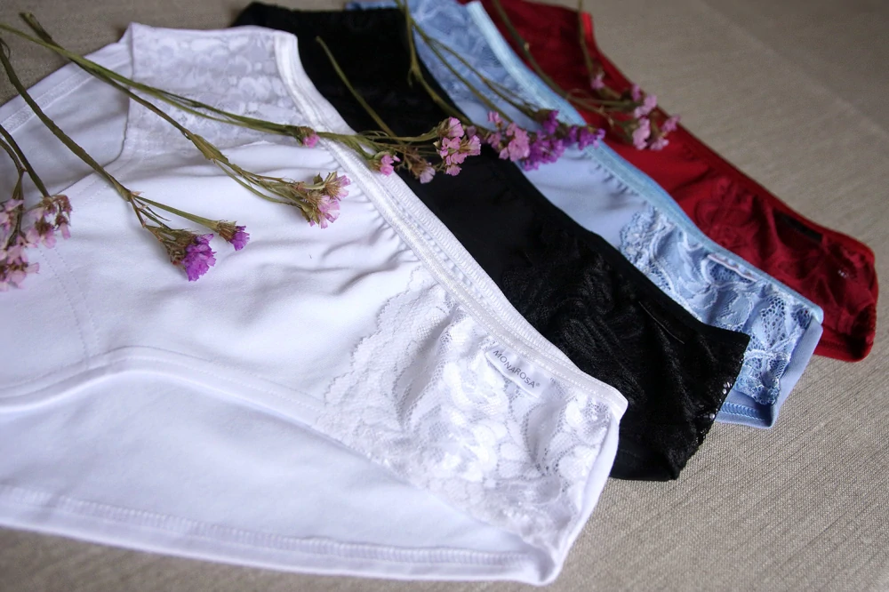 Kalhotky Frozen s krajkou