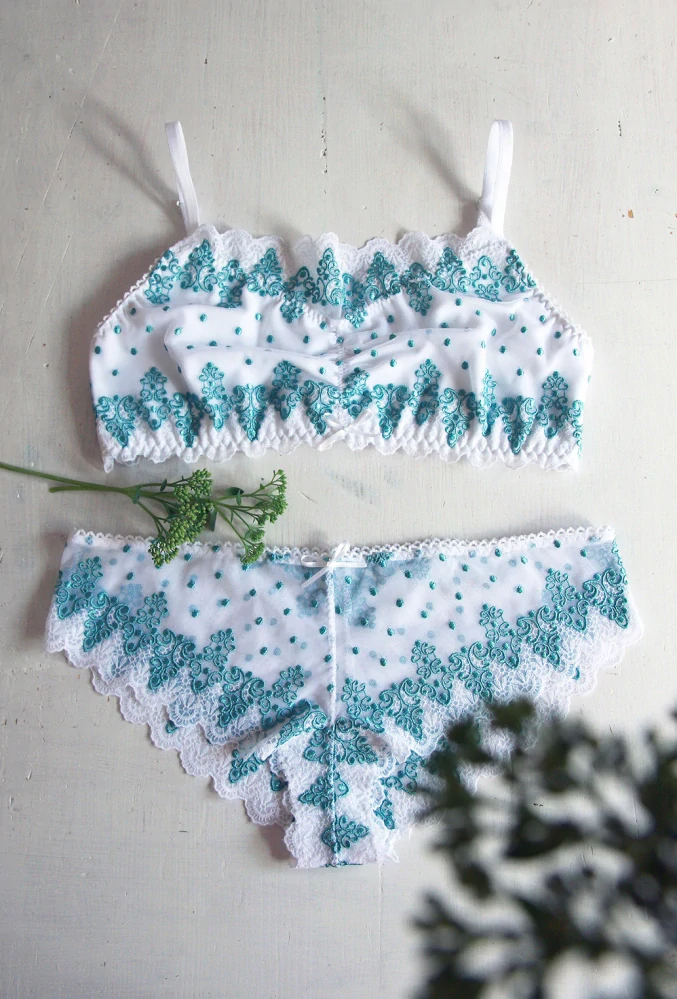 Krajková braletka THALASSA