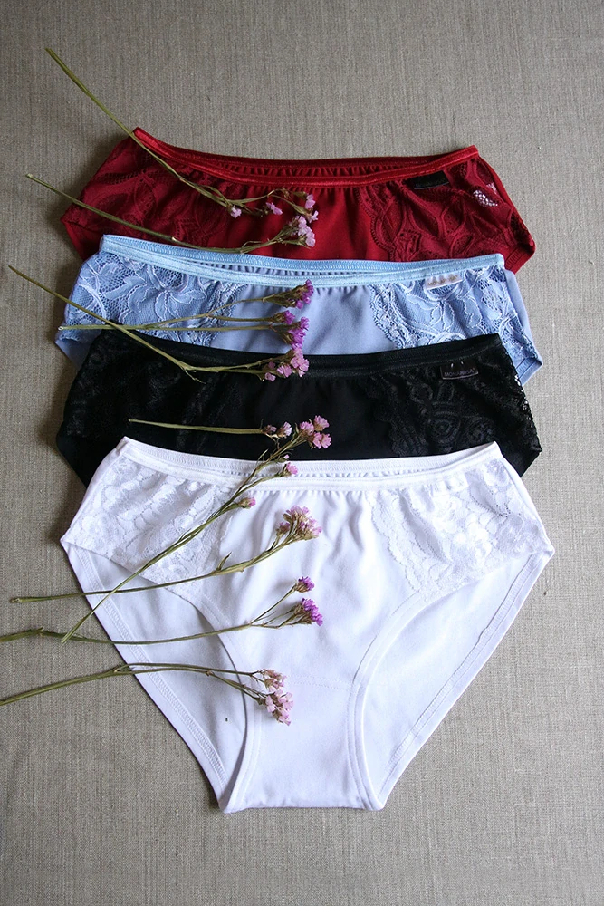 KalhotkyWhite s krajkou